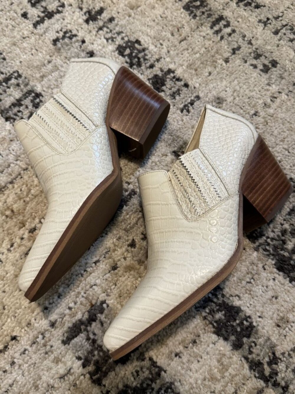 Sam Edelman Walton Croc Embossed White Leather Boots – Women's Size 7.5 US NWOT